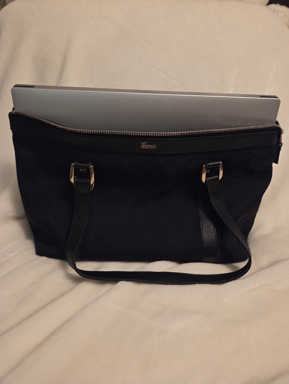 Authentic Gucci GG Black Canvas Abbey Zip Tote Shoulder Gold Hardware Bag - Picture 15 of 16